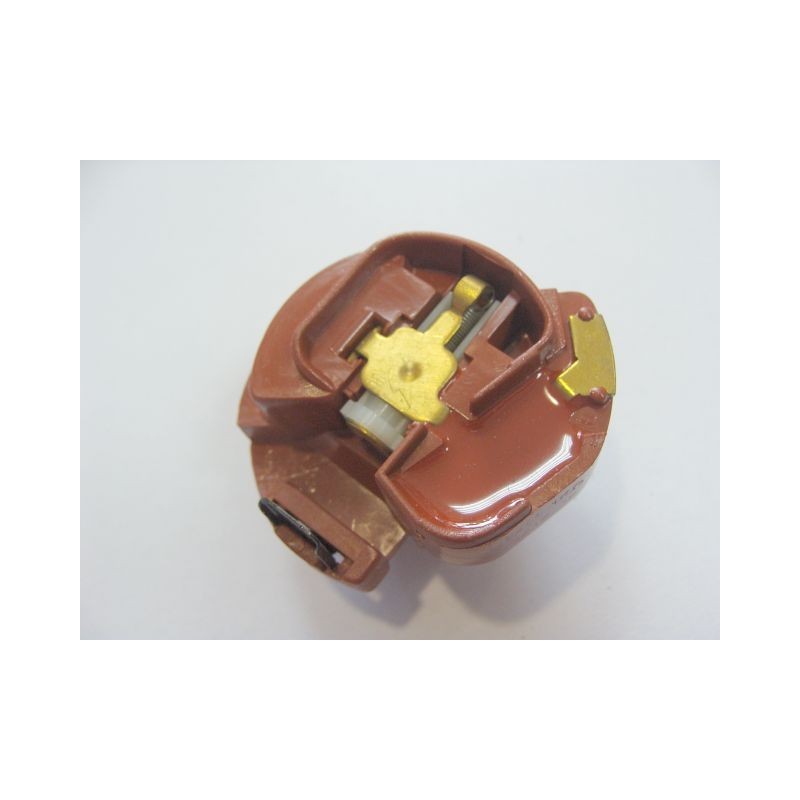 Palec rozdzielacza zapłonu BMW