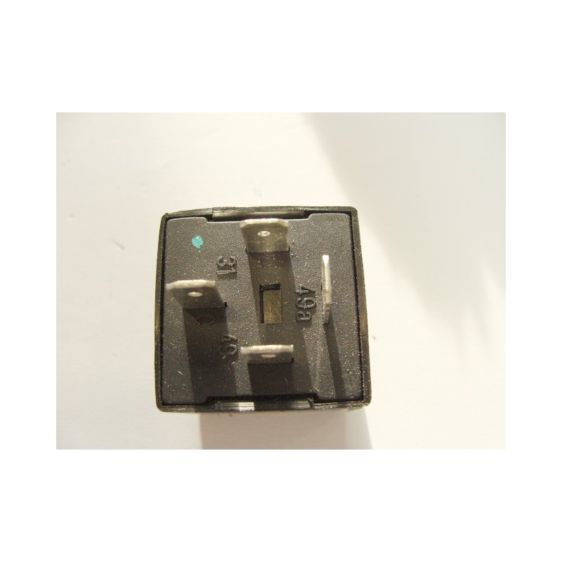 Przerywacz kierunkowskazów, do jazdy z przyczepą 4-styki