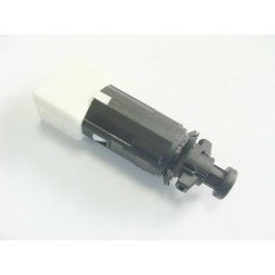 Włącznik świateł hamulca Mitsubishi, Nissan, Opel, Renault, Smart